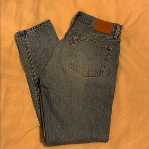 Levi’s 501’s skinny ripped jeans